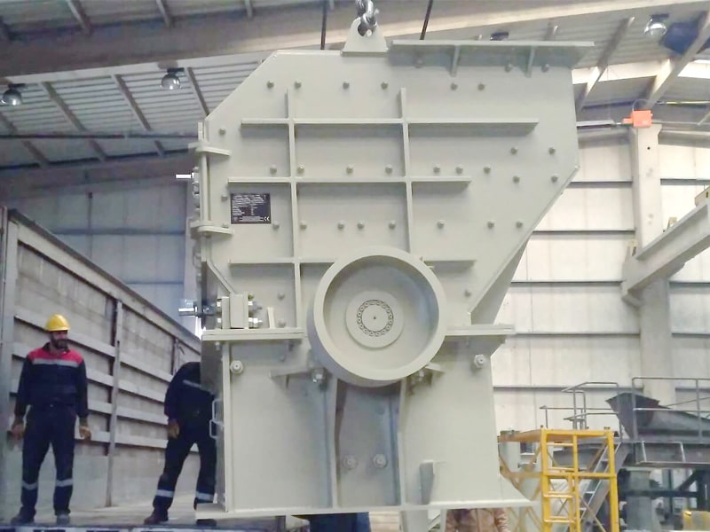 HAMMER CRUSHERS